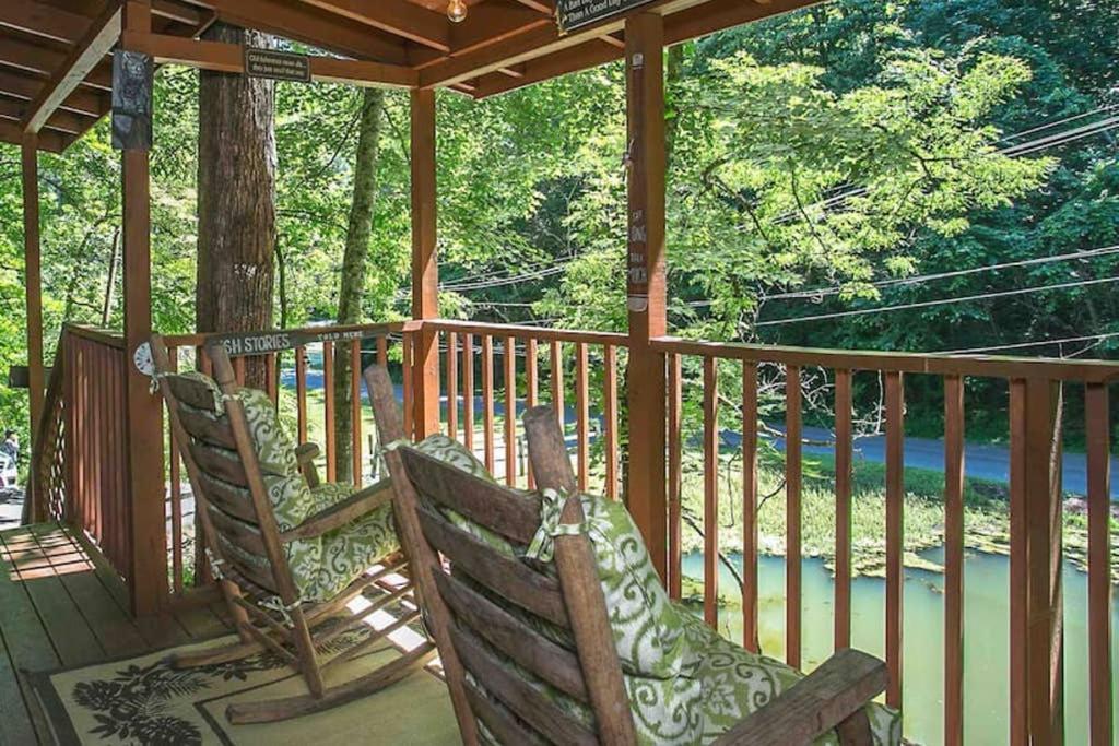 The Fishing Hole Cabin - Sage Vacations Гатлинбург Экстерьер фото